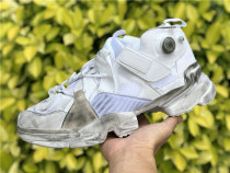 Authentic VETEMENTS x REBOOK Pump white Authentic VETEMENTS x REBOOK Pump white