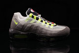 Nike Air Max 95 Essential  (1)