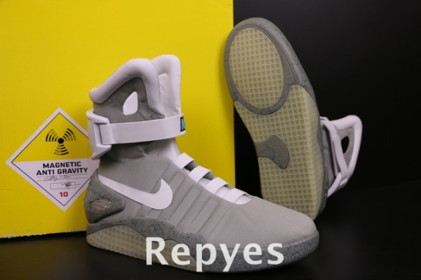 Nike MAG light shoes