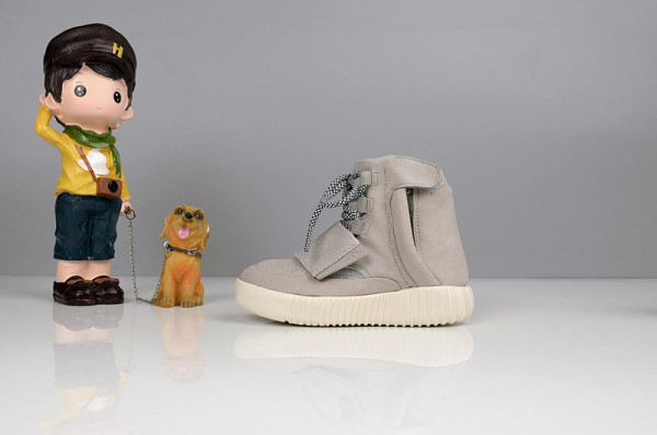 Yeezy 750 Kid 002