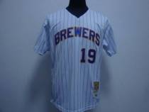 Mitchell and Ness Milwaukee Brewers -19 Robin Yount Stitched White Blue Strip Throwback MLB Jersey