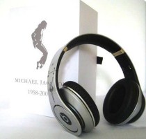 Monster Beats By Dr Dre Studio (87) Monster Beats By Dr Dre Studio (87)