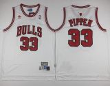 Chicago Bulls -33 Scottie Pippen White Throwback Stitched NBA Jersey