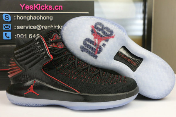Air Jordan 32 “Bred”