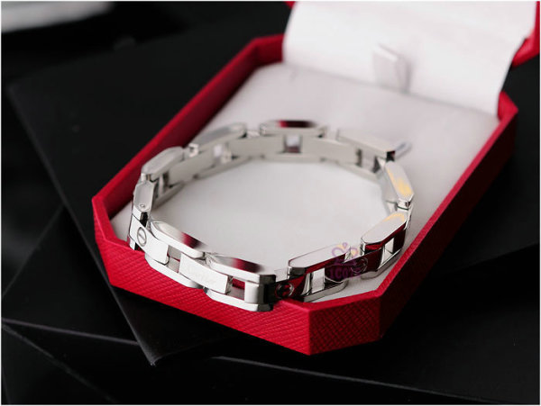 Cartier-Bracelet (196)