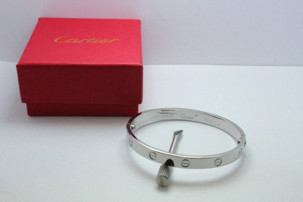 Cartier-Bracelet (504)