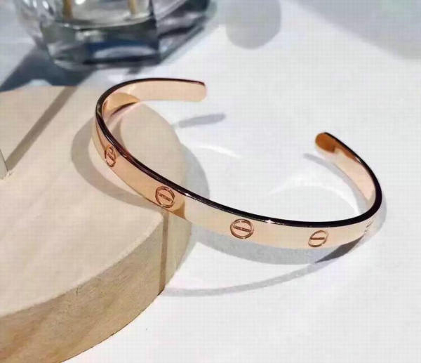 Cartier-Bracelet (235)