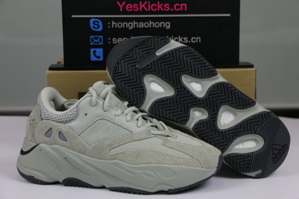 Authentic Y 700 “Salt”