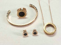 Bvlgari Suit Jewelry (19) Bvlgari Suit Jewelry (19)