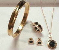 Bvlgari Suit Jewelry (31)