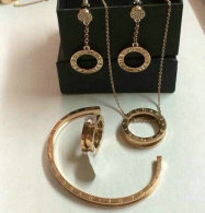 Bvlgari Suit Jewelry (99)
