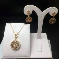 Bvlgari Suit Jewelry (57)