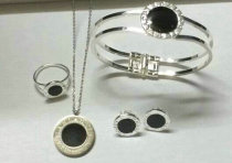 Bvlgari Suit Jewelry (73) Bvlgari Suit Jewelry (73)