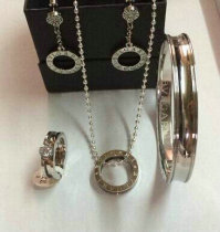 Bvlgari Suit Jewelry (37) Bvlgari Suit Jewelry (37)