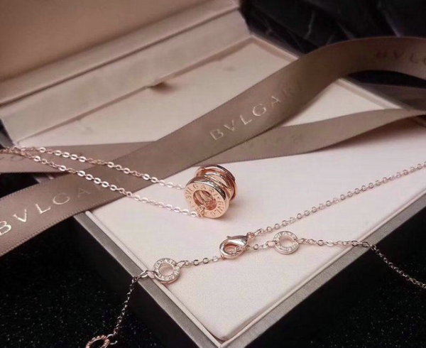 Bvlgari Necklace (106)