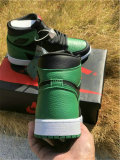 Authentic Air Jordan 1 GS Retro High OG “Pine Green”