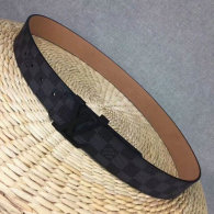 LV Belt 1:1 Quality (236)