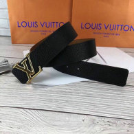 LV Belt 1:1 Quality (526)