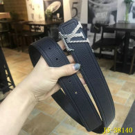 LV Belt 1:1 Quality (595)