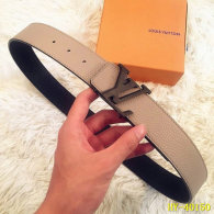 LV Belt 1:1 Quality (648)