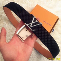 LV Belt 1:1 Quality (582)
