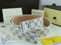 LV Belt 1:1 Quality (229)