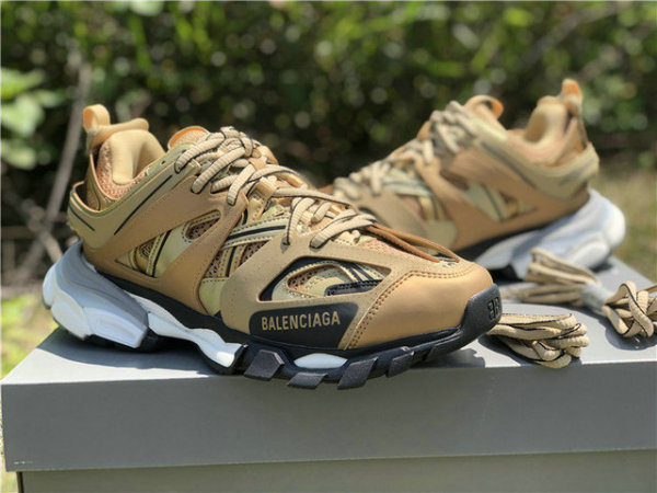 Balenciaga Track Trainers 3.0 WASHED GOLD