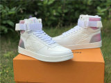 LV SNEAKERS