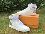 LV SNEAKERS
