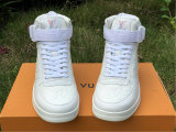 LV SNEAKERS