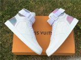 LV SNEAKERS