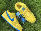 Authentic Grateful Dead x Nike SB Dunk Low “Yellow Bear” GS