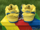 Authentic Grateful Dead x Nike SB Dunk Low “Yellow Bear” GS