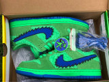 Authentic Grateful Dead x Nike SB Dunk Low “Green Bear” GS