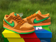 Authentic Grateful Dead x Nike SB Dunk Low “Orange Bear” GS