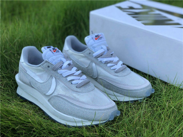 Authentic Sacai x Nike LDV Waffle Static(women)