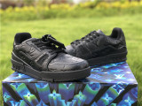 LV SNEAKERS (5)