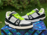 LV SNEAKERS (12)