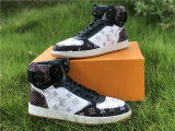 LV SNEAKERS (15)