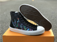 LV SNEAKERS (29)