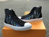 LV SNEAKERS (29)