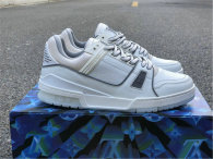 LV SNEAKERS (16)