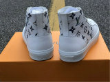 LV SNEAKERS (28)