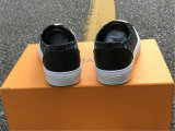 LV SNEAKERS (21)