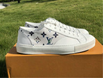 LV SNEAKERS (22) LV SNEAKERS (22)