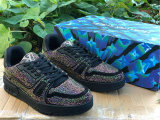 LV SNEAKERS (34)