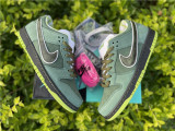 Authentic Concepts x Nike SB Dunk Low “Green Lobster” GS