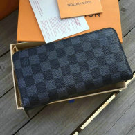 LV Wallet AAA (80)
