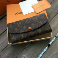 LV Wallet AAA (96)