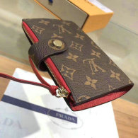 LV Wallet AAA (33)